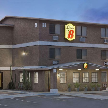 Super 8 By Wyndham Lake Havasu City Exterior photo