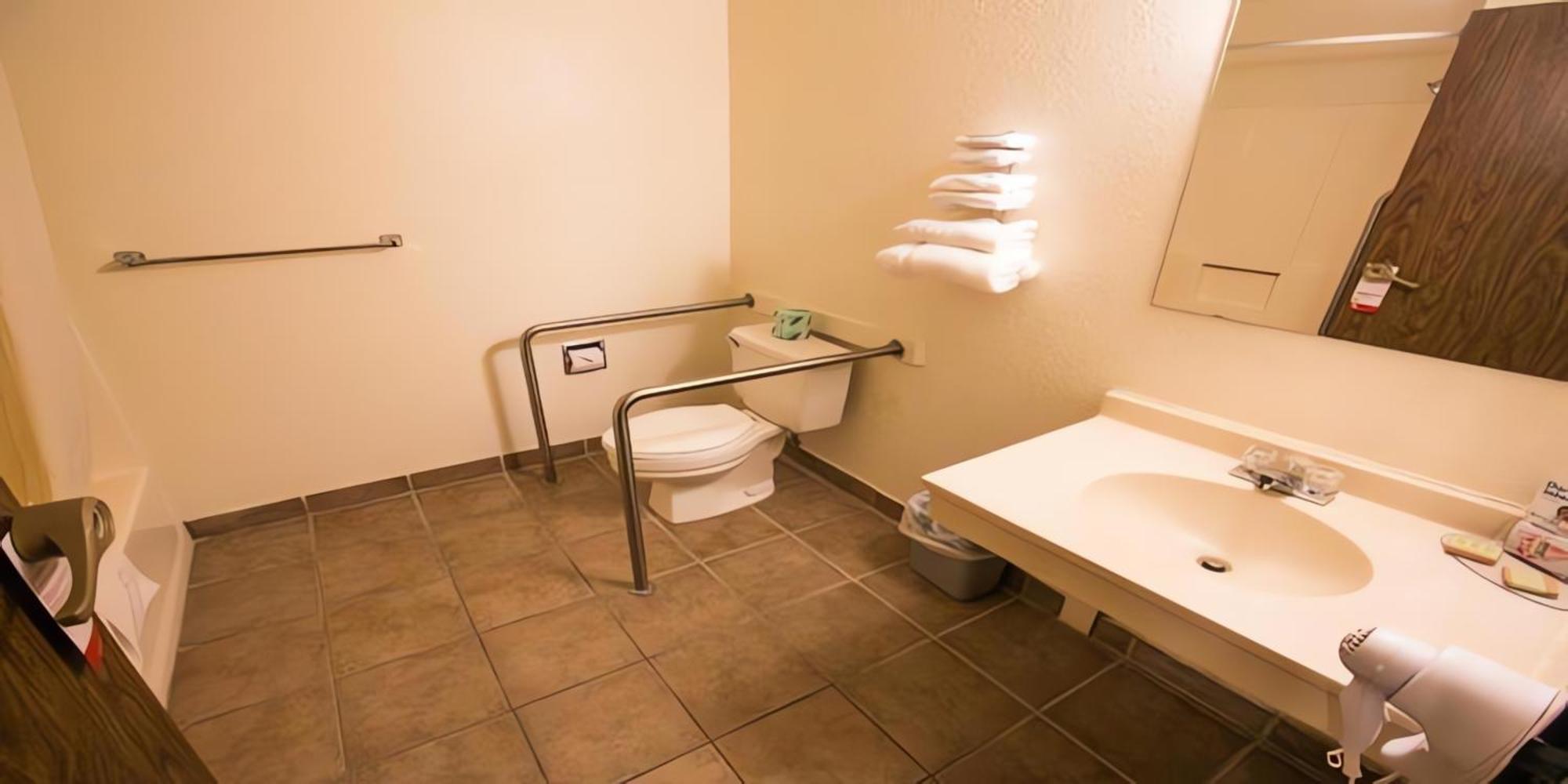 Super 8 By Wyndham Lake Havasu City Exterior photo