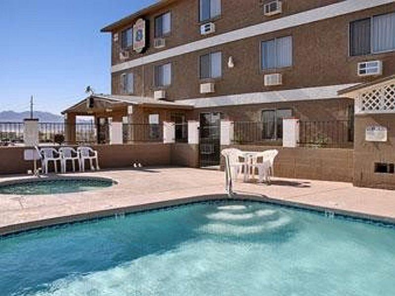Super 8 By Wyndham Lake Havasu City Facilities photo